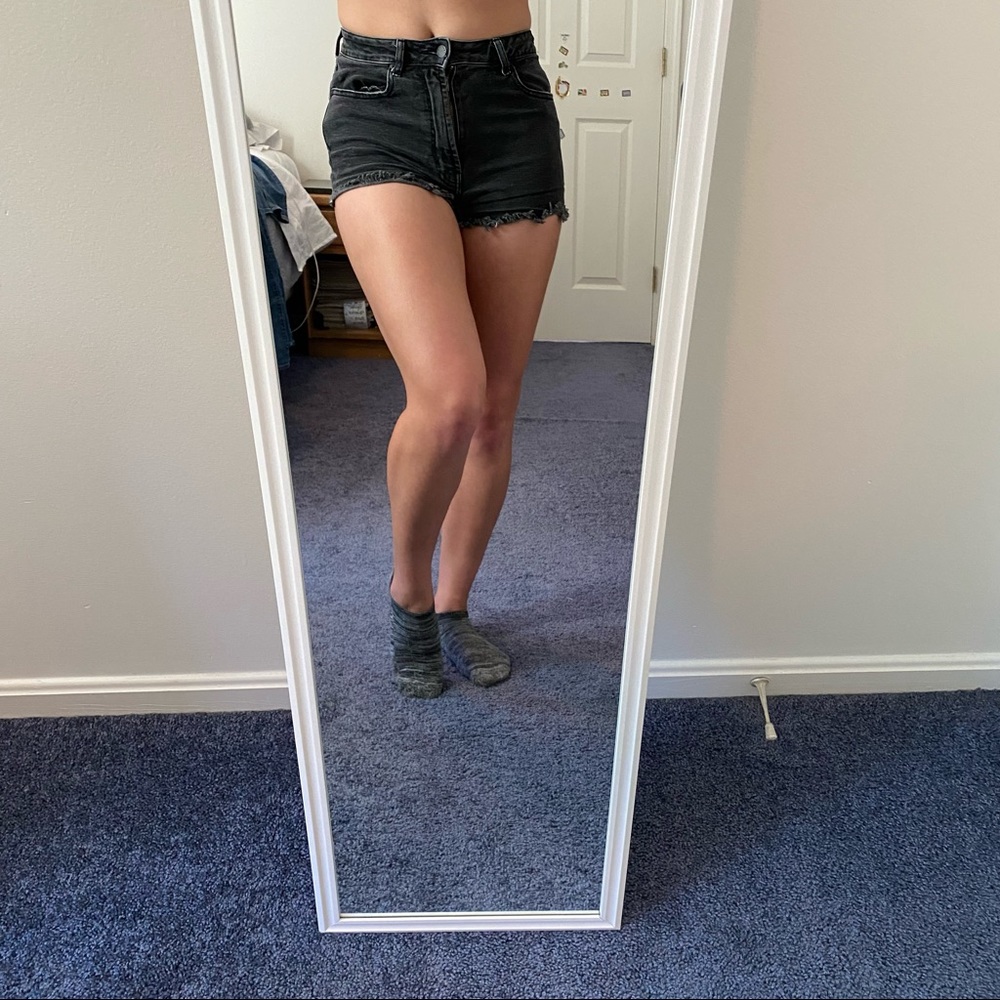 Forever 21 black jean shorts
